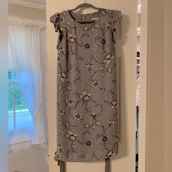 Loft Dress 👗 - Picture 1 of 7